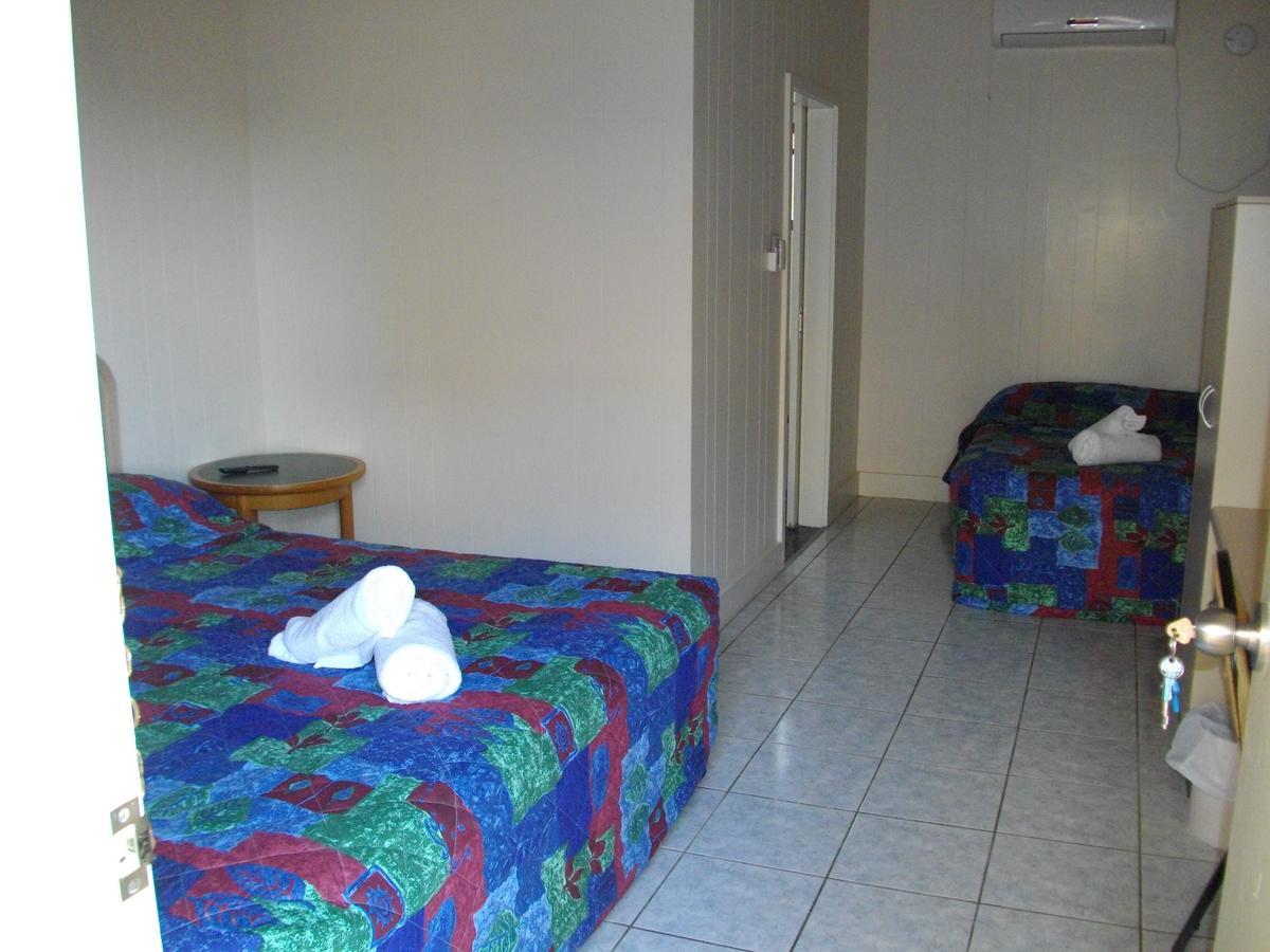 Kurrimine Beach Motel Bagian luar foto